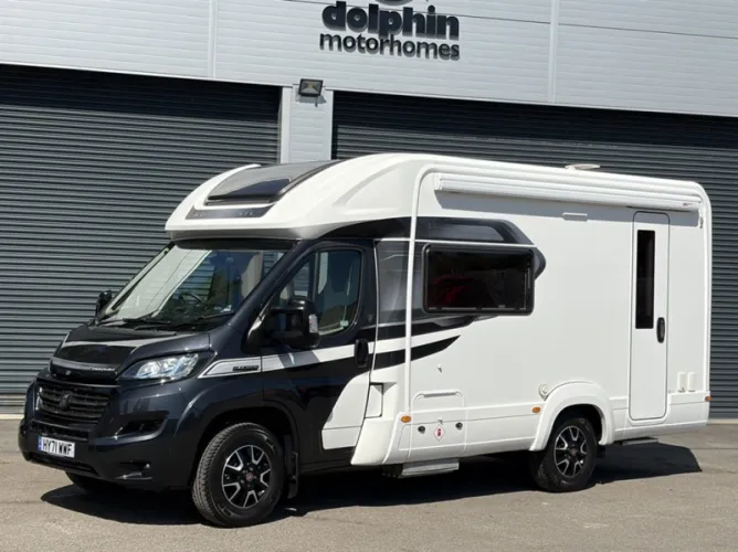 2021 Your selected motorhomes to photo 1
