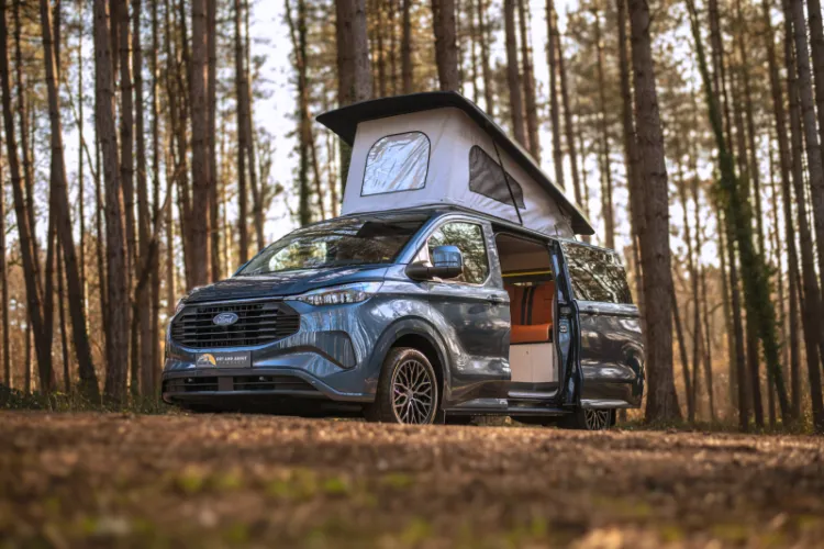 2025 Ford All-New Transit Custom photo 1