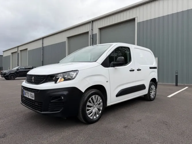 2021 Peugeot 2021 Partner photo 1