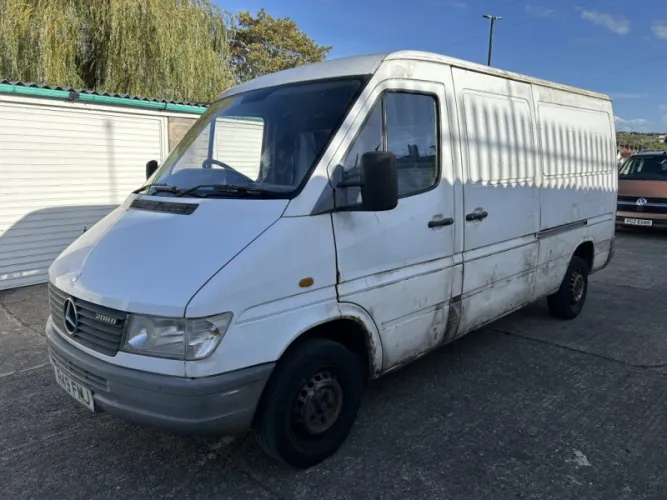 1998 Vehicle Exterior Colour photo 1