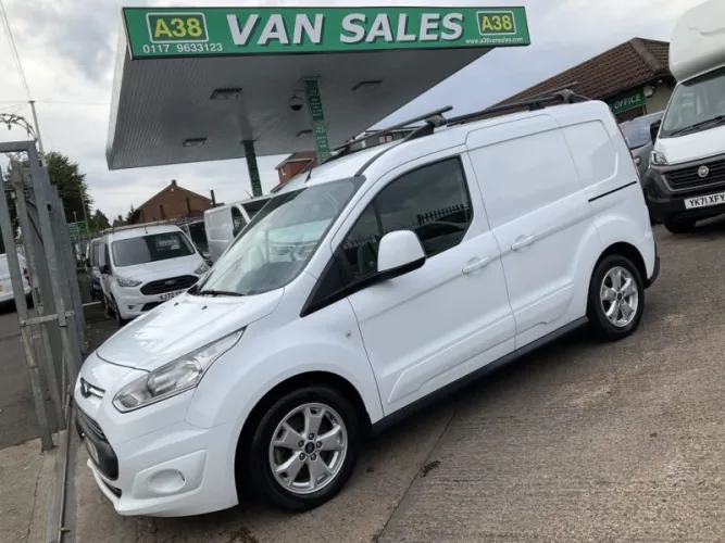 2017 Vehicle Exterior Colour photo 1