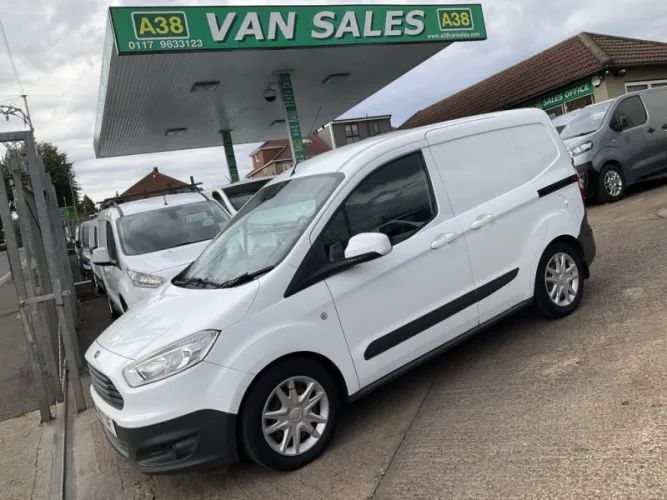2017 Vehicle Exterior Colour photo 1