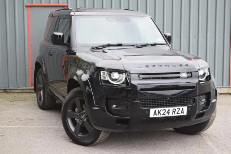 2024 Land Rover DEFENDER photo 1