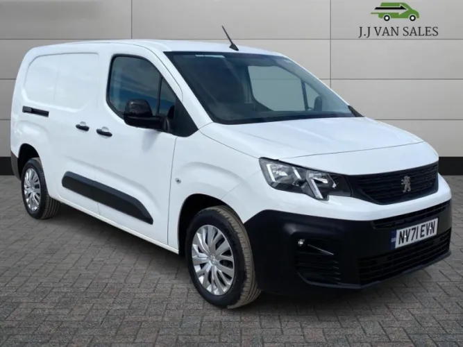 2021 PEUGEOT PARTNER photo 1