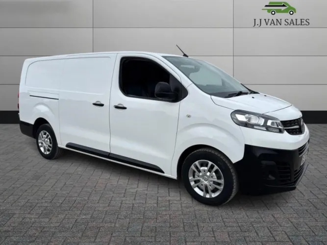 2020 VAUXHALL VIVARO photo 1