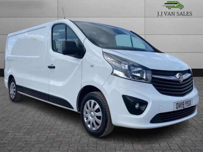 2019 VAUXHALL VIVARO photo 1