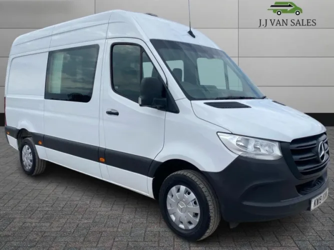 2019 MERCEDES-BENZ SPRINTER photo 1