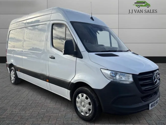 2019 MERCEDES-BENZ SPRINTER photo 1