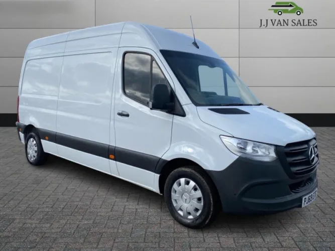 2019 MERCEDES-BENZ SPRINTER photo 1