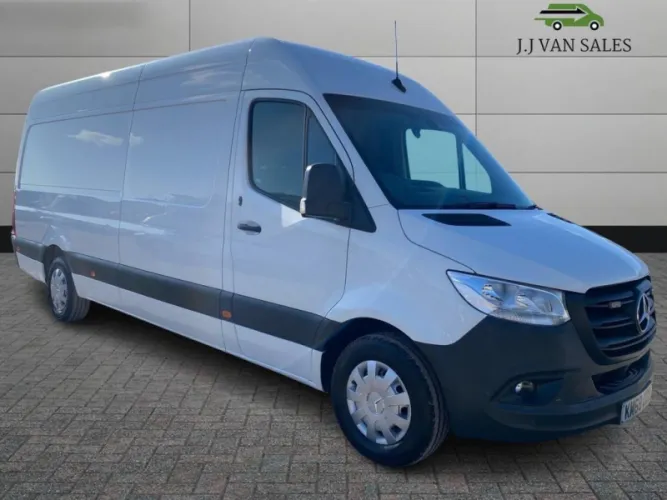 2018 MERCEDES-BENZ SPRINTER photo 1
