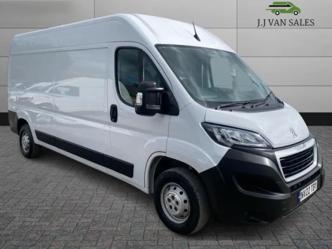 2022 PEUGEOT BOXER photo 1