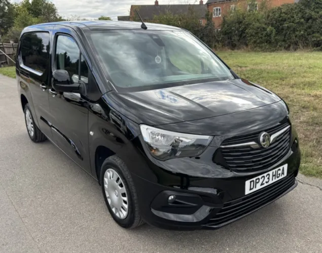 2023 VAUXHALL COMBO photo 1
