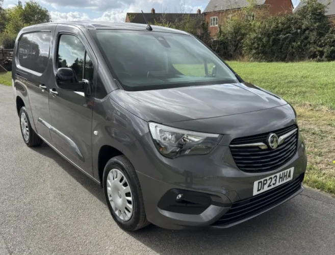 2023 VAUXHALL COMBO photo 1