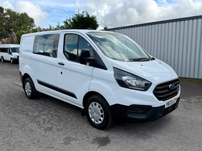 2023 Ford Transit Custom photo 1