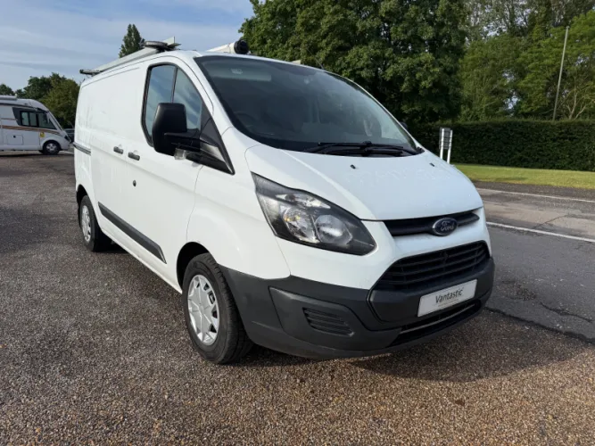 2017 Ford Transit Custom photo 1