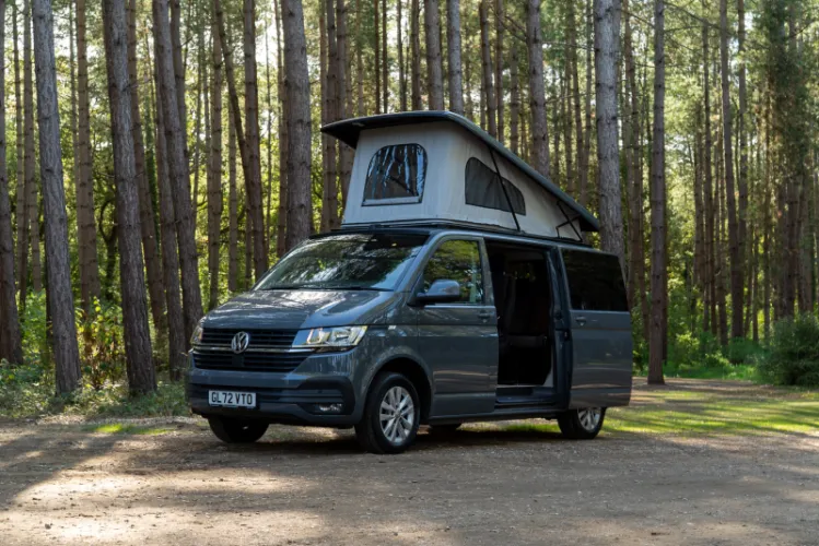 2026 MAN VW T6.1 Highline photo 1