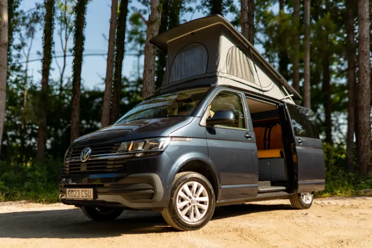 2025 Volkswagen Transporter Campervan T6.1 photo 1