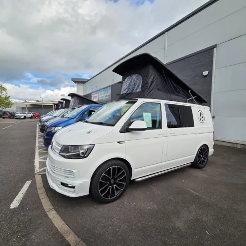 2024 volkswagen T6.1 Transporter photo 1