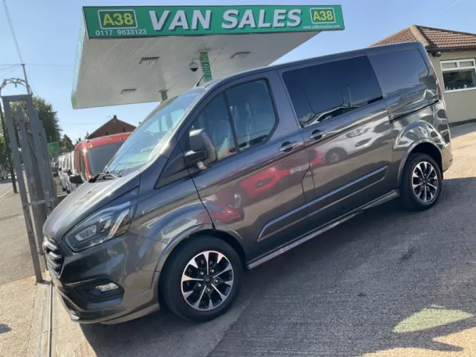2018 Vehicle Exterior Colour photo 1