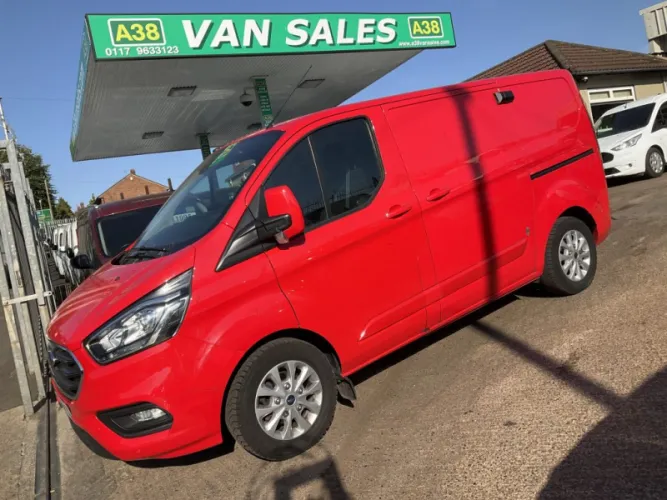 2019 Vehicle Exterior Colour photo 1