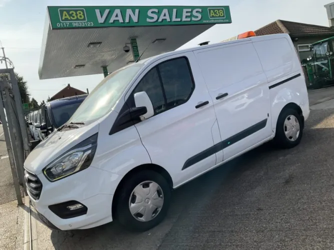 2019 Vehicle Exterior Colour photo 1