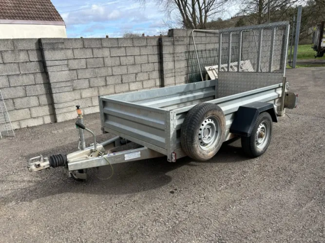 2021 Vehicle Exterior Colour photo 1