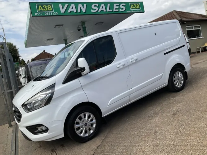 2022 Vehicle Exterior Colour photo 1