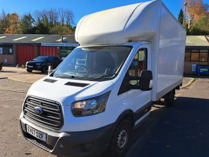 2017 Ford Transit photo 1