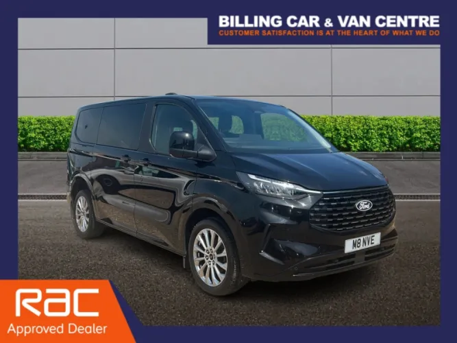 2025 Ford Tourneo Custom photo 1
