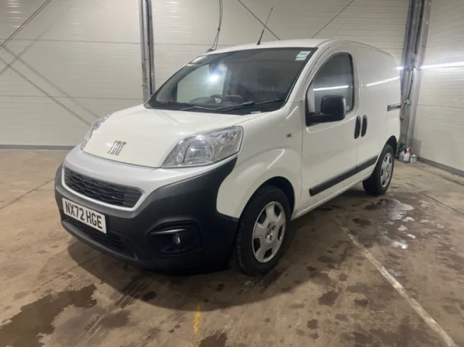 2023 Fiat Fiorino photo 1