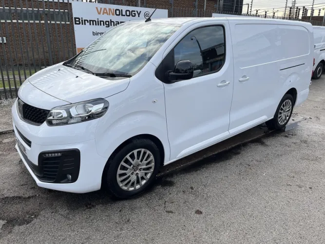 2024 Fiat Scudo photo 1