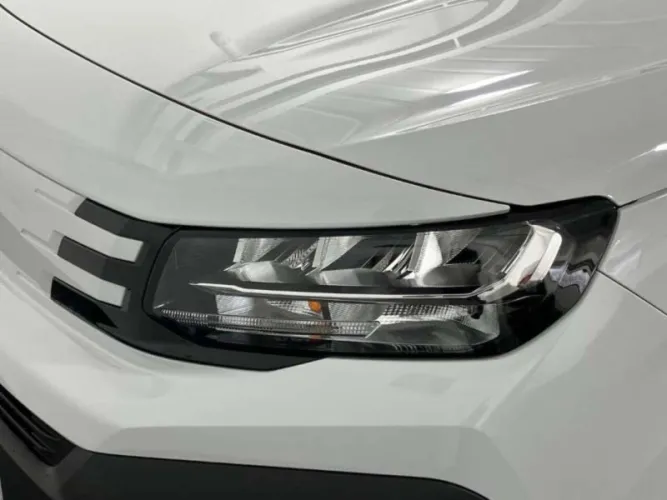 2026 Peugeot Partner photo 1