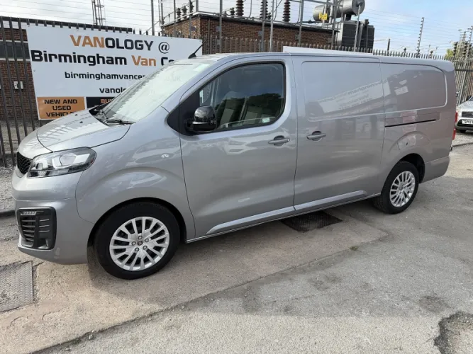 2023 Fiat Scudo photo 1