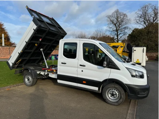 2025 Ford Transit photo 1