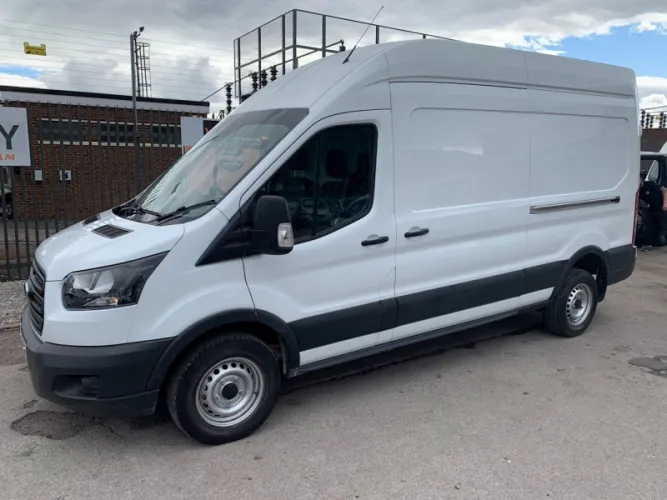 2019 Ford Transit photo 1