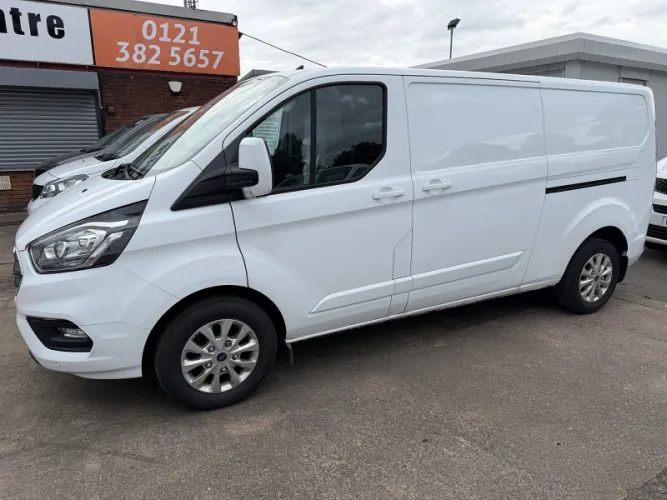 2020 Ford Transit Custom photo 1