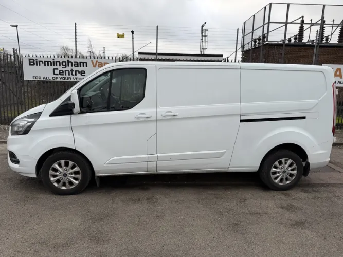 2023 Ford Transit Custom photo 1