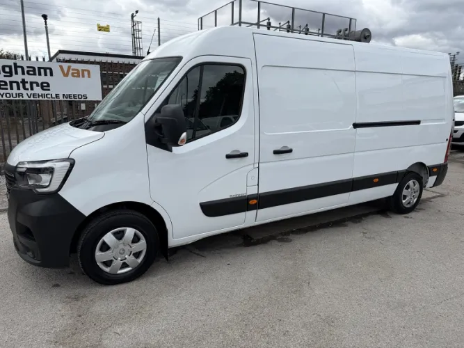 2023 Renault Master photo 1