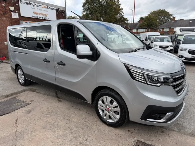 2024 Renault Trucks Trafic photo 1