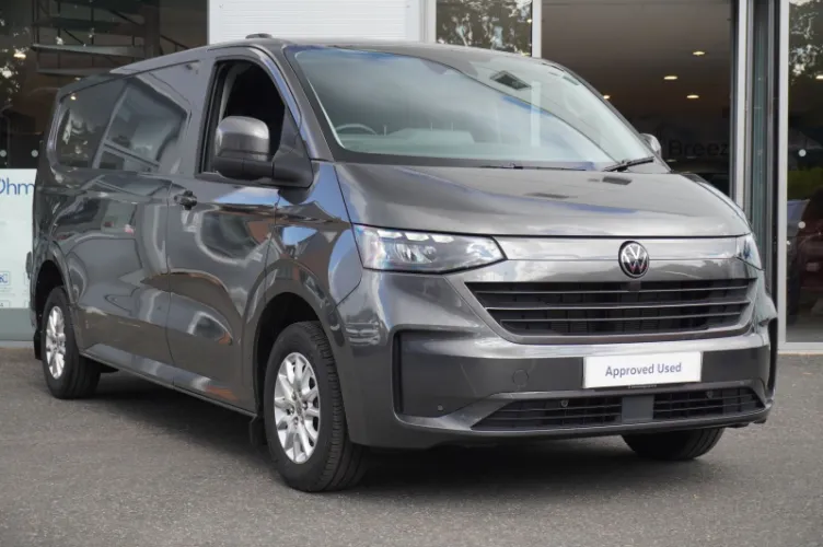 2025 Volkswagen TRANSPORTER T30 TDI photo 1