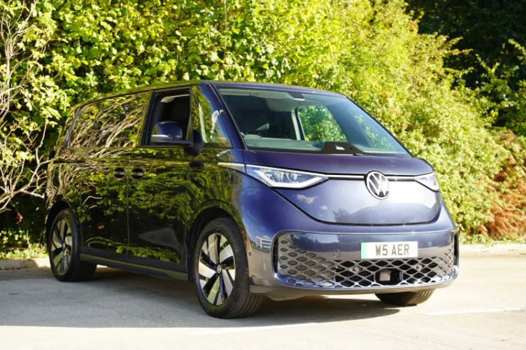 2025 Volkswagen ID. BUZZ 79kWh photo 1