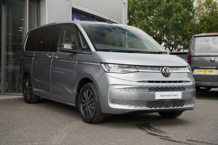 2026 Volkswagen MULTIVAN TDI LWB photo 1