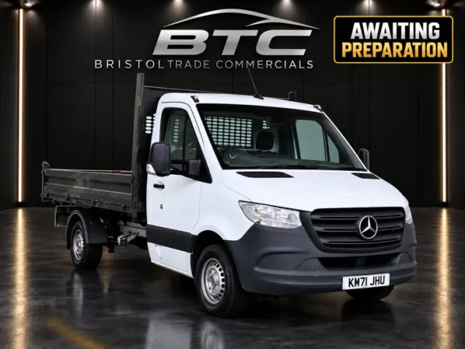 2022 Mercedes-Benz Sprinter photo 1