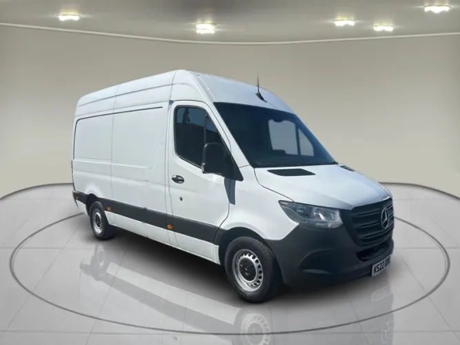2022 Mercedes-Benz Sprinter photo 1