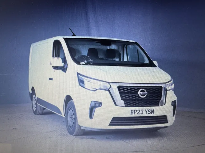 2023 Nissan Primastar photo 1