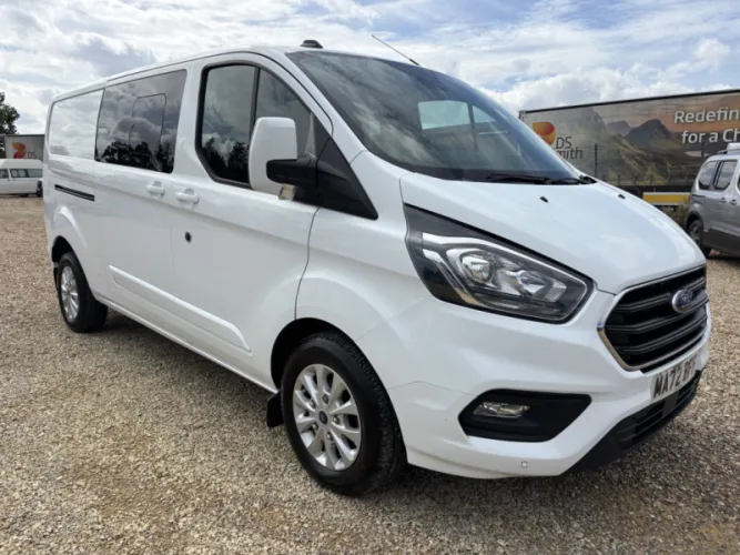 2022 FORD TRANSIT CUSTOM photo 1