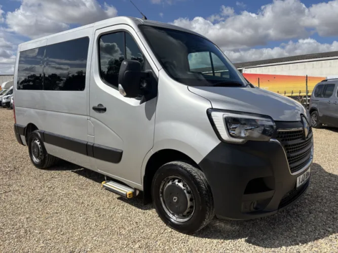 2021 RENAULT MASTER photo 1