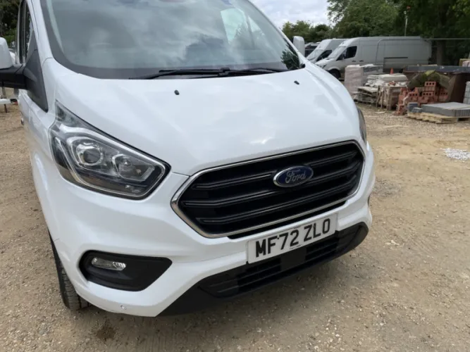 2022 Ford TRANSIT CUSTOM 2.0 photo 1