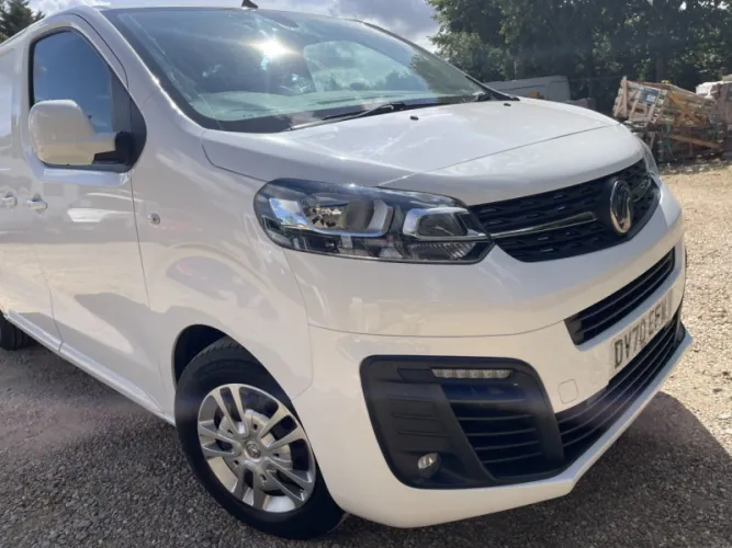 2020 Vauxhall VIVARO L2 H1 photo 1