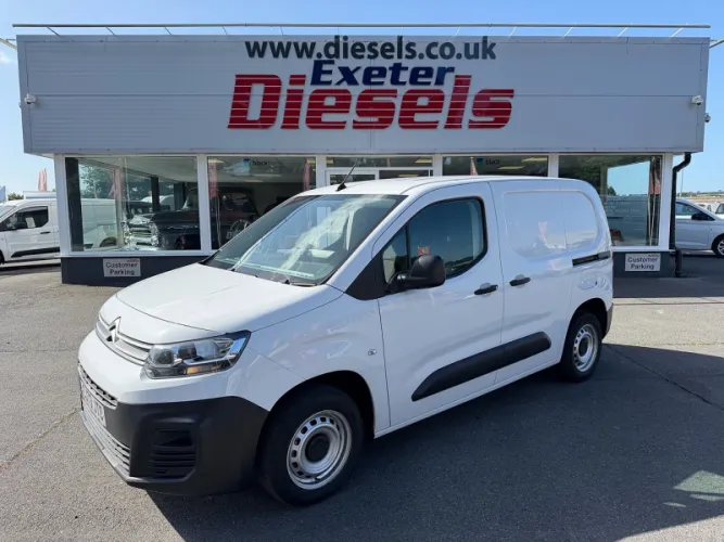 2023 Citroen Berlingo photo 1